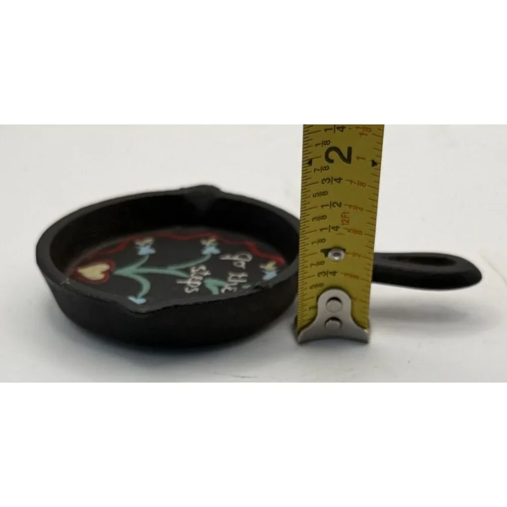 ✨ Vintage Mini Cast Iron Pan Skillet 